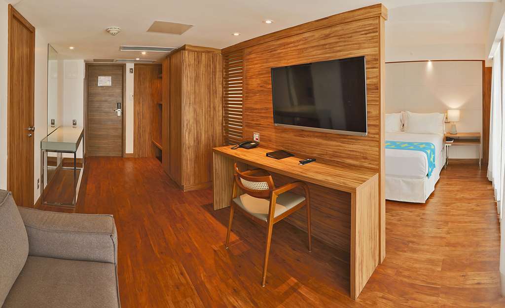 Arena Leme Hotel